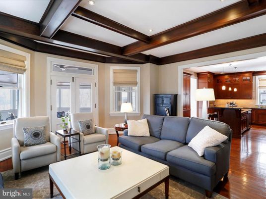 Interior, Kitchen, Living room, Pendant Lights, Recessed Lighting, Wood Texture Flooring