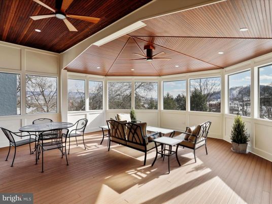 Dining room, Interior, Recessed Lighting, Sun Room, Wooden Ceilings, Wood Texture Flooring