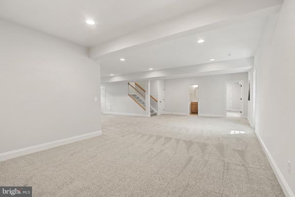 Empty room, Interior, Recessed Lighting