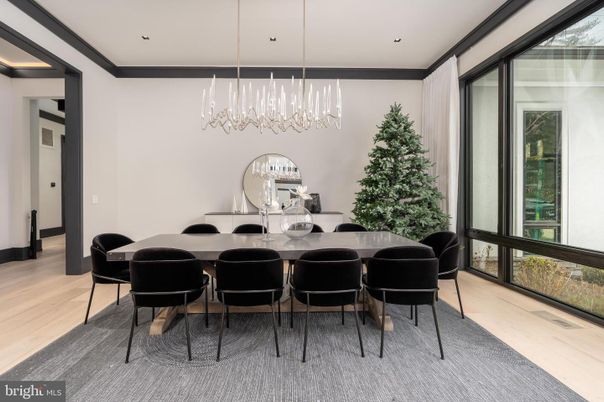 Chandelier, Dining room, Interior, Pendant Lights, Recessed Lighting, Wood Texture Flooring