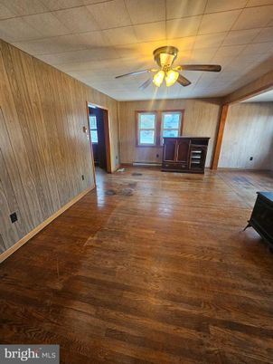 Empty room, Interior, Wood Texture Flooring, Wooden Walls