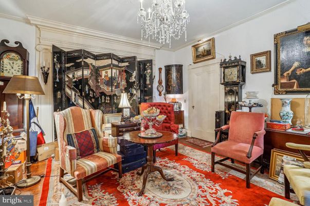 Chandelier, Interior, Living room