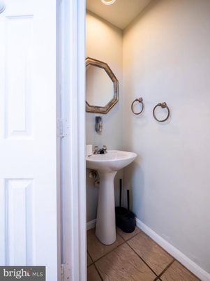 Bathroom, Interior, Recessed Lighting, Wood Texture Flooring