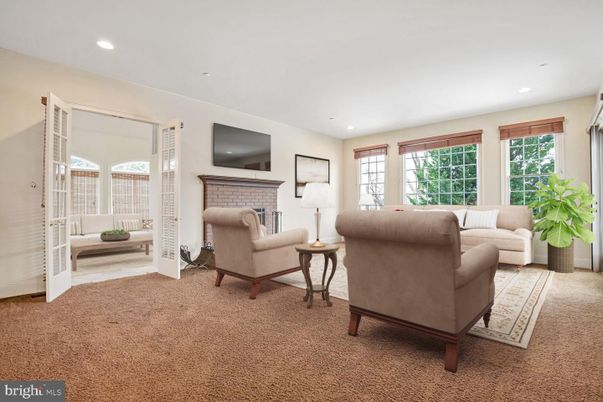 Fireplace, Interior, Living room, Recessed Lighting