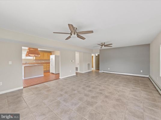 Empty room, Interior, Kitchen