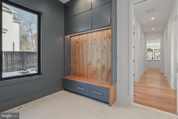 Interior, Recessed Lighting, Wood Texture Flooring, Wooden Walls