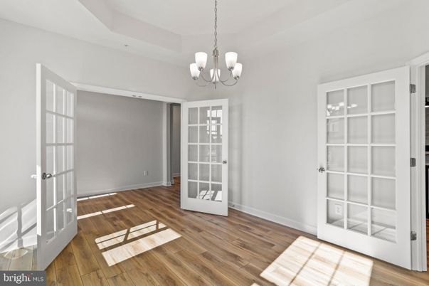 Chandelier, Empty room, Interior, Wood Texture Flooring