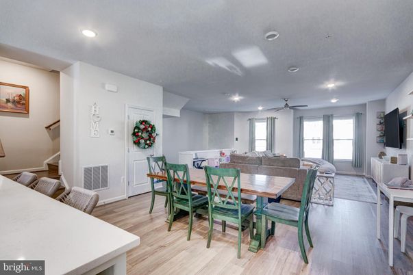 Dining room, Interior, Living room, Recessed Lighting, Wood Texture Flooring