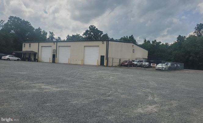 Backyard, Detached Garage, Exterior