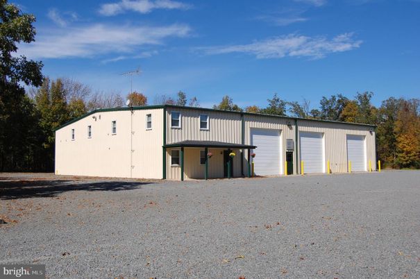 Backyard, Detached Garage, Exterior