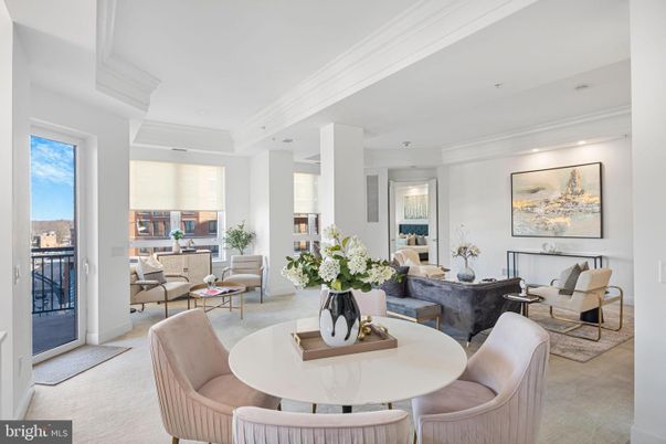 Dining room, Interior, Living room, Recessed Lighting