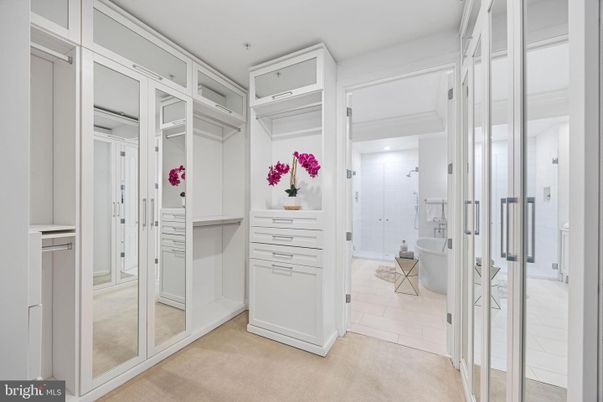 Bathroom, Free Standing Baths, Interior, Walk-in Closets