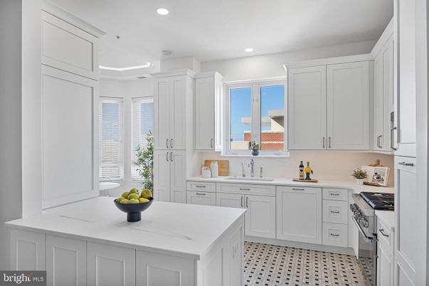 Interior, Kitchen, Recessed Lighting