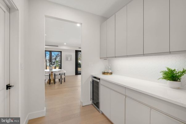 Dining room, Interior, Kitchen, Recessed Lighting, Wood Texture Flooring