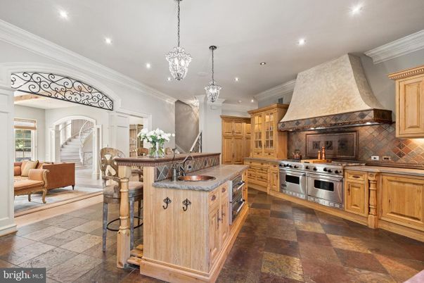 Chandelier, Interior, Kitchen, Pendant Lights, Recessed Lighting, Stainless Steel Appliances