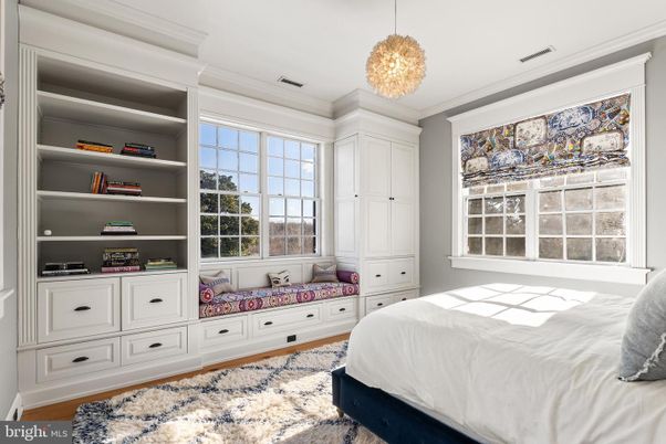 Bedroom, Interior, Pendant Lights, Wood Texture Flooring