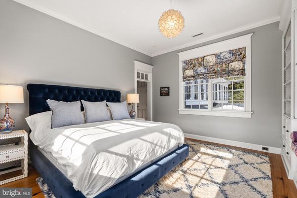 Bedroom, Interior, Pendant Lights, Wood Texture Flooring