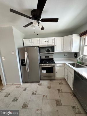 Interior, Kitchen, Stainless Steel Appliances