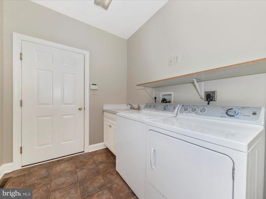 Interior, Washer