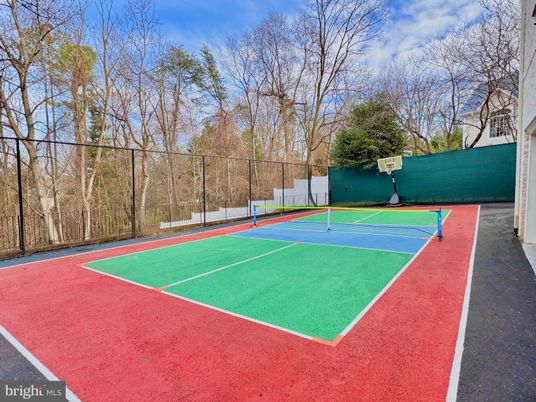 Exterior, Tennis Courts