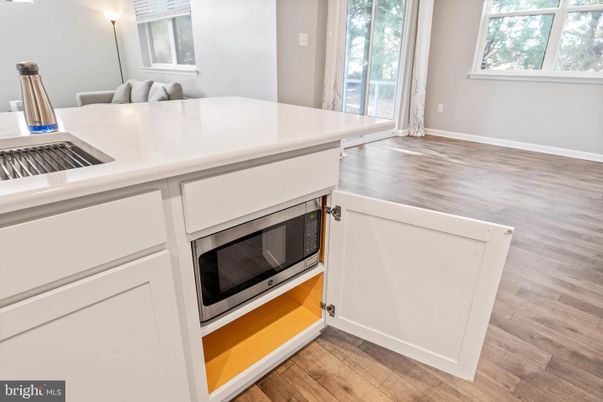 Fireplace, Interior, Kitchen, Wood Texture Flooring