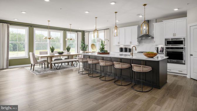 Dining room, Interior, Kitchen, Pendant Lights, Recessed Lighting, Stainless Steel Appliances, Wood Texture Flooring