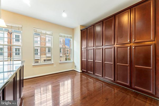 Empty room, Interior, Pendant Lights, Recessed Lighting, Wood Texture Flooring