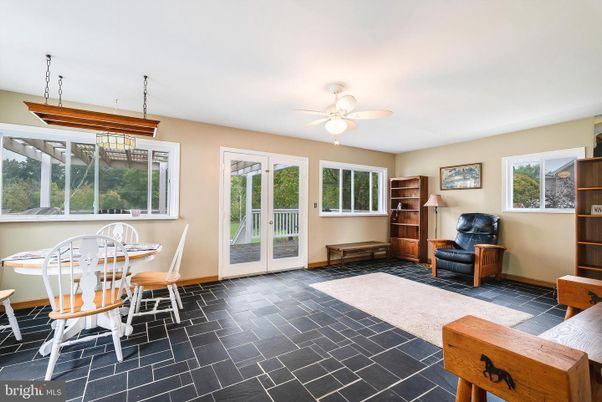 Dining room, Interior