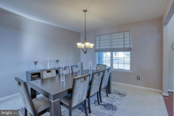 Chandelier, Dining room, Interior