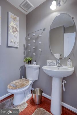 Bathroom, Dual Sink Vanities, Interior, Wood Texture Flooring