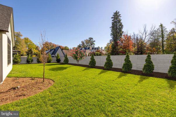 Backyard, Detached Garage, Exterior