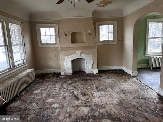 Empty room, Fireplace, Interior, Wood Texture Flooring
