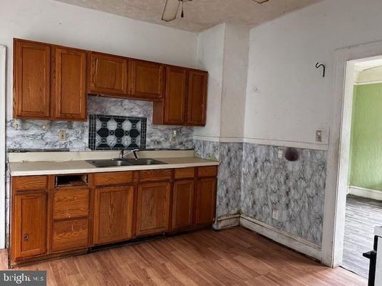 Interior, Kitchen, Wood Texture Flooring