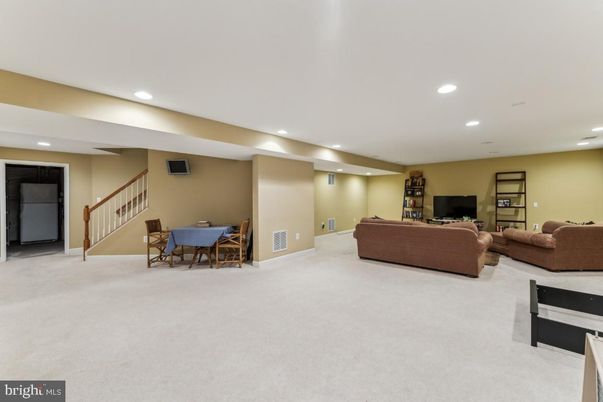 Dining room, Interior, Living room, Recessed Lighting