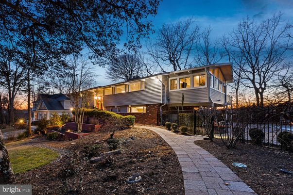Exterior, Facade, Brick Facade, Raised Ranch