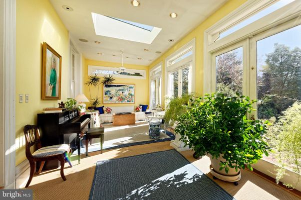 Interior, Living room, Piano, Recessed Lighting