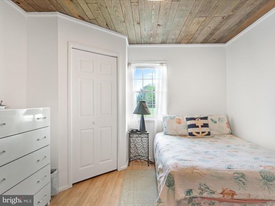Bedroom, Interior, Wooden Ceilings, Wood Texture Flooring