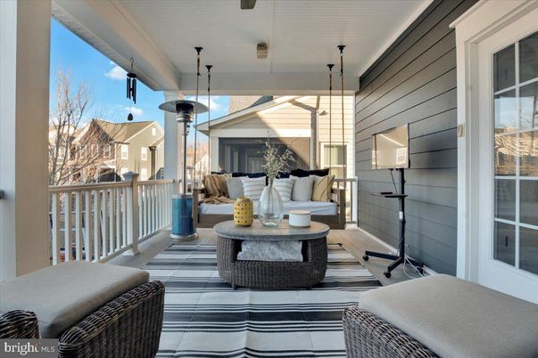 Exterior, Pendant Lights