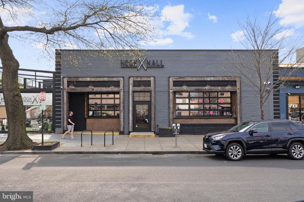 Exterior, Facade, Brick Facade, Rowhouse