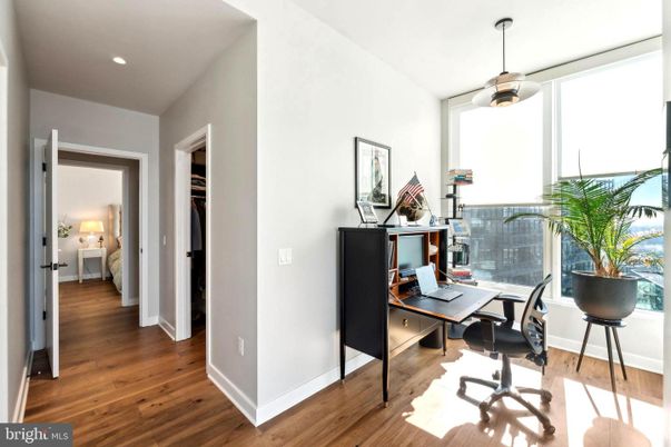 Home Office, Interior, Pendant Lights, Recessed Lighting, Wood Texture Flooring