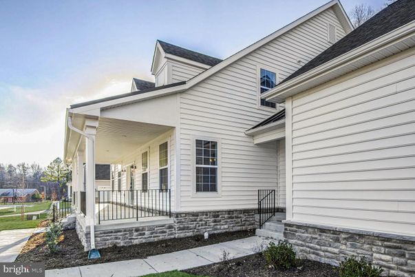 Exterior, Facade, None