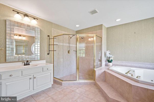 Bathroom, Dual Sink Vanities, Glass Shower, Interior, Recessed Lighting