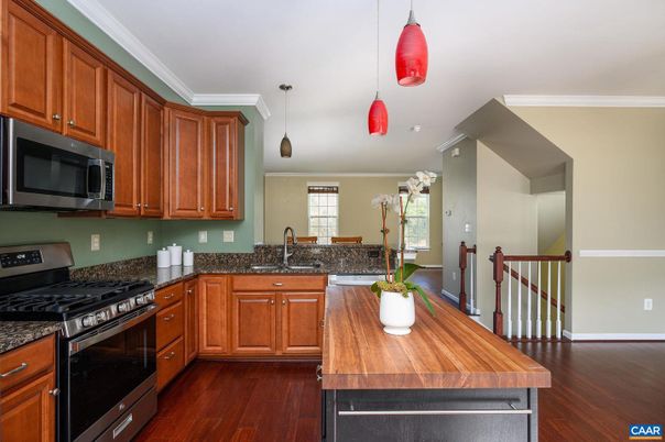 Interior, Kitchen, Pendant Lights, Wood Texture Flooring