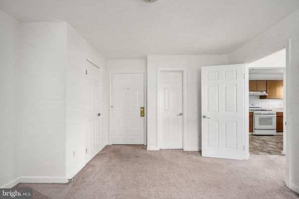 Empty room, Interior, Kitchen
