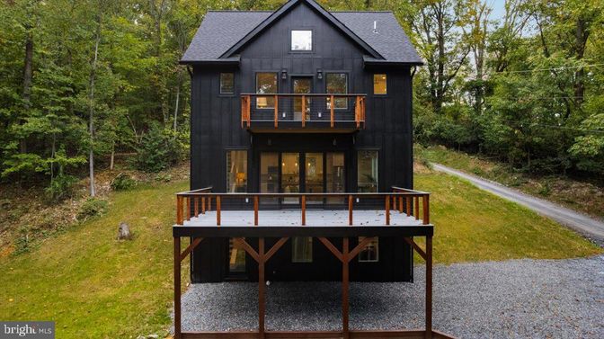 Backyard, Exterior, Facade, A Frame