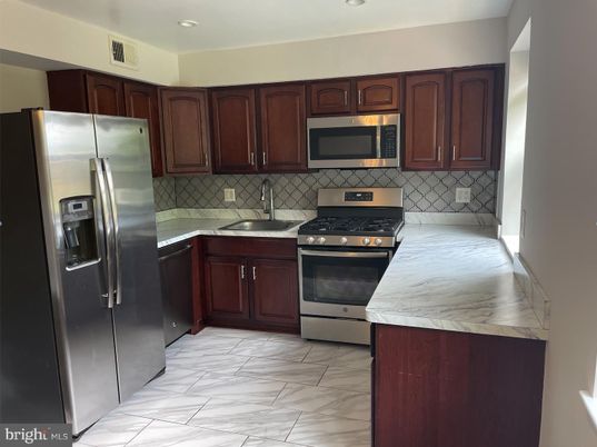 Interior, Kitchen, Marble, Recessed Lighting, Stainless Steel Appliances