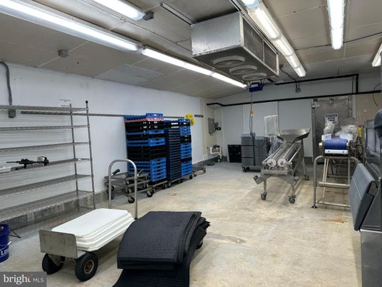 Fitness Equipment, Garage, Interior