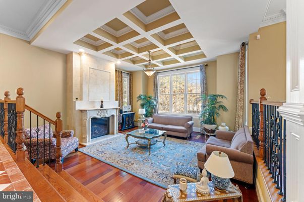 Fireplace, Interior, Living room, Pendant Lights, Recessed Lighting, Wood Texture Flooring