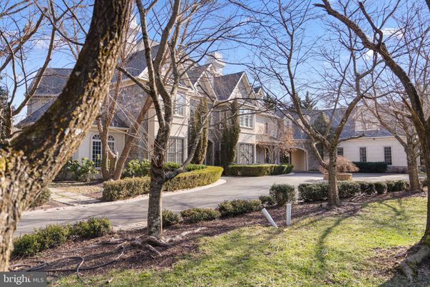 Backyard, Exterior, Facade, French Provincial