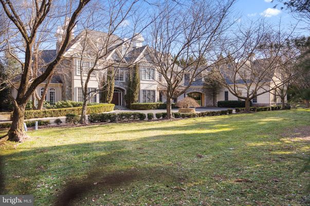 Backyard, Exterior, Facade, French Provincial